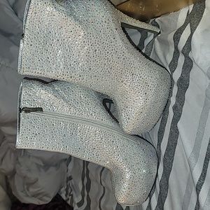 Lady Coutureny silver desire boots sz 9